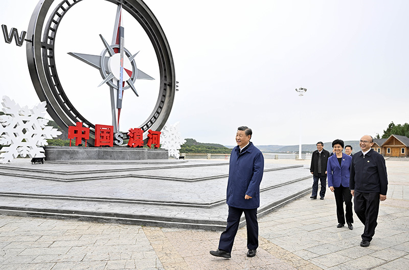 9月6日至8日，中共中央總書記、國家主席、中央軍委主席習(xí)近平在黑龍江考察。這是6日下午，習(xí)近平在大興安嶺地區(qū)漠河市北極村考察。